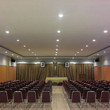Patra Comfort Parapat Esterno foto