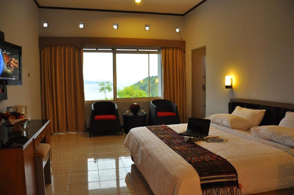 Patra Comfort Parapat Esterno foto