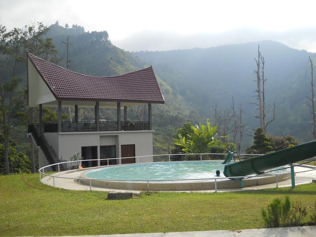 Patra Comfort Parapat Esterno foto
